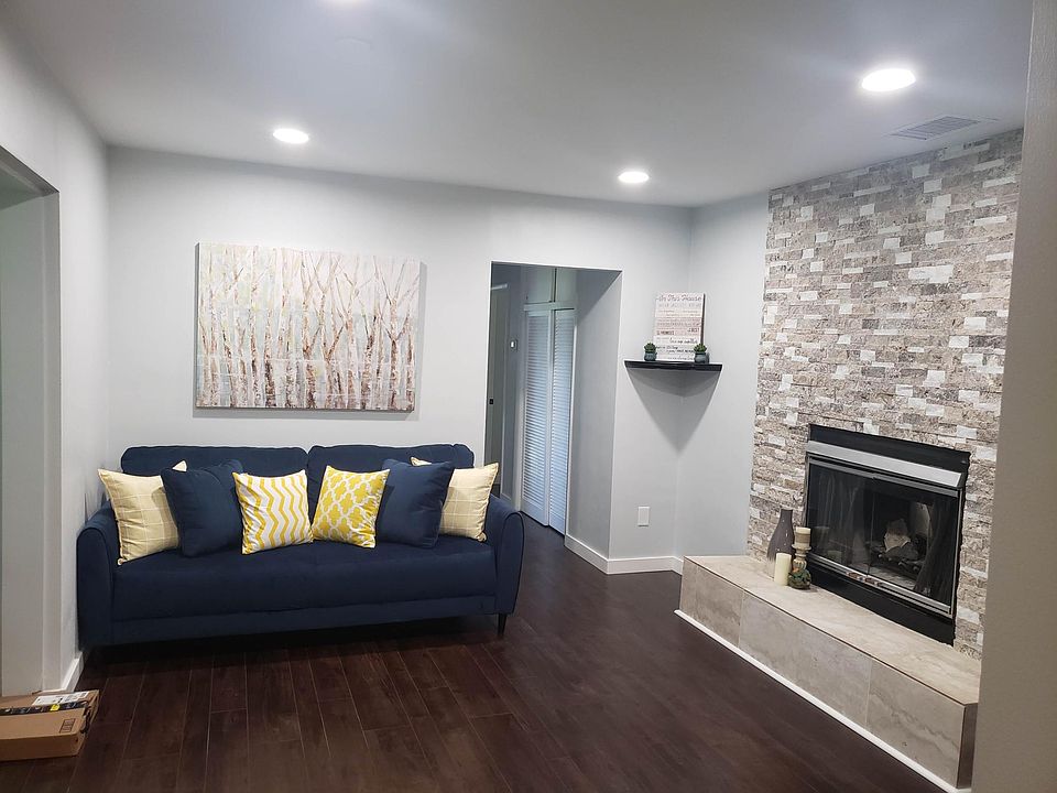 1st image of 784 Westwind Dr