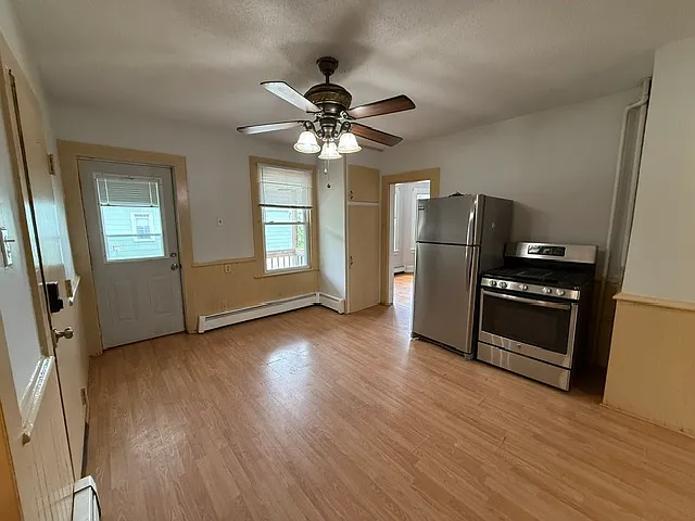 48 S Burritt St #2 — Photo 5