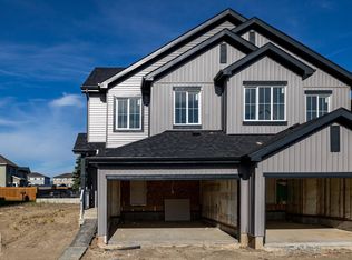 11 Patriot Way, Spruce Grove, AB T7X2W6