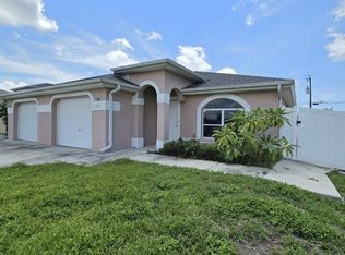 122 SE 12th St, Cape Coral, FL 33990