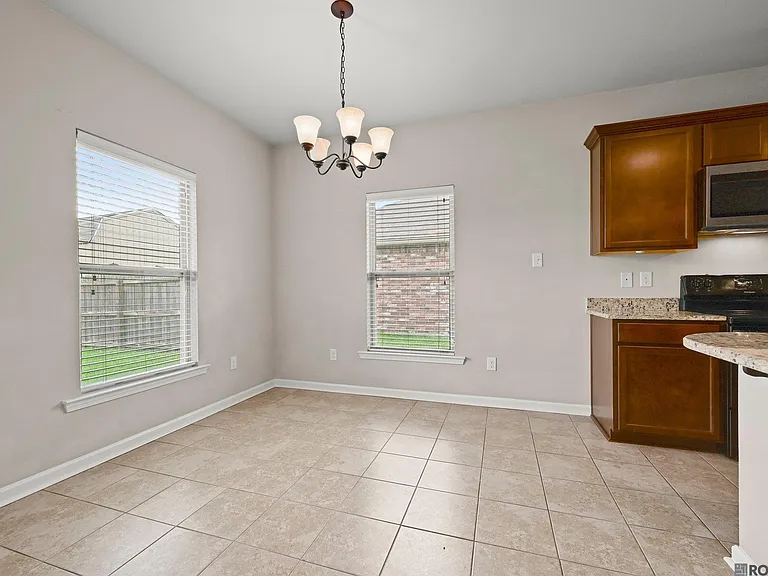 15405 Mossystone Dr — Photo 5