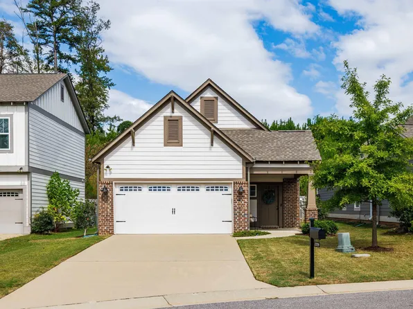 2779 Village Ln, Birmingham, AL 35211