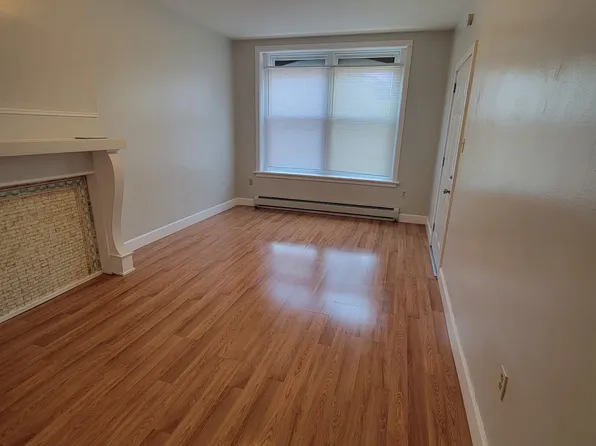 733 N 9th St APT 1, Reading, PA 19604