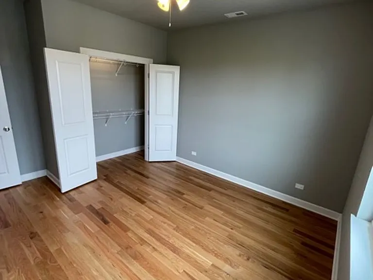 6204 S Kimbark Ave — Photo 17