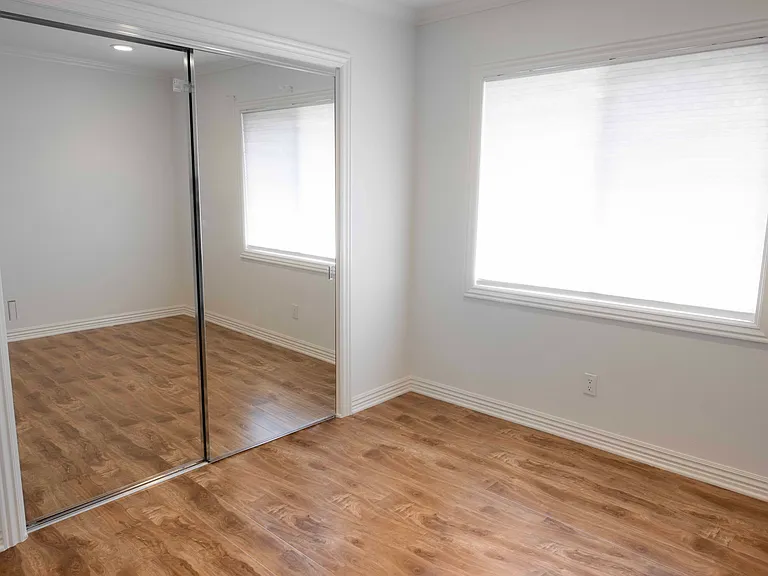 908 W Foothill Blvd #C — Photo 2