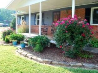 7 Machamer Ct, Johnson City, TN 37604