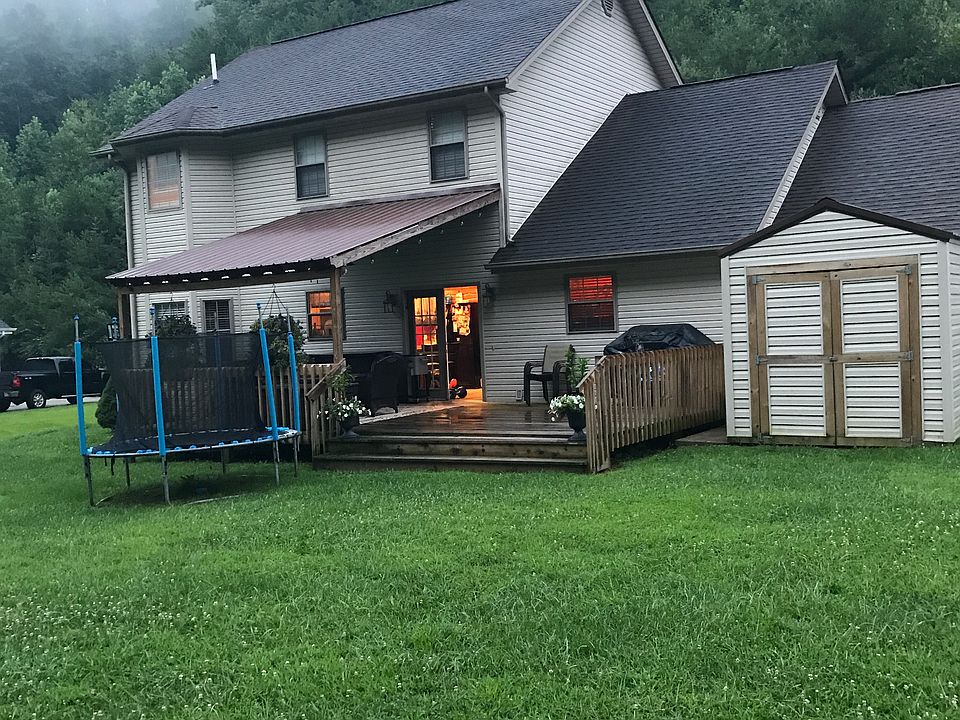 1st image of 146 Whispering Oaks Dr