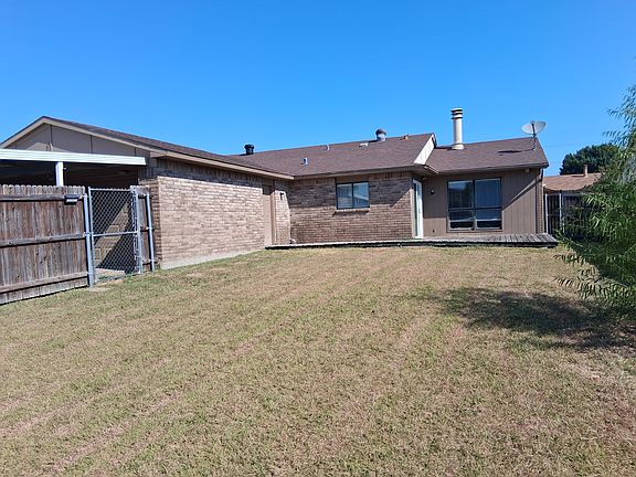 2nd image of 514 Button Dr