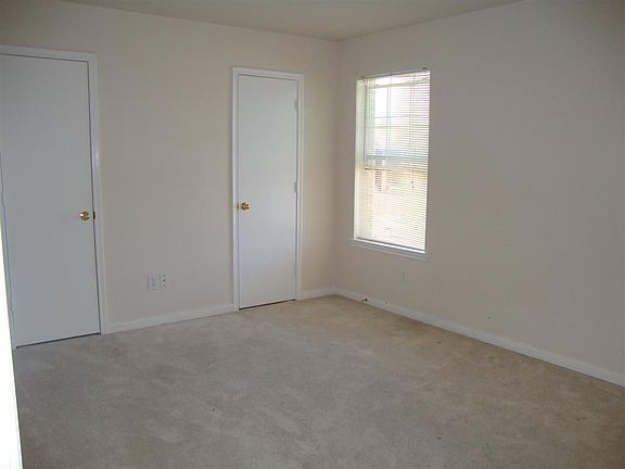 3rd bedroom upstairs