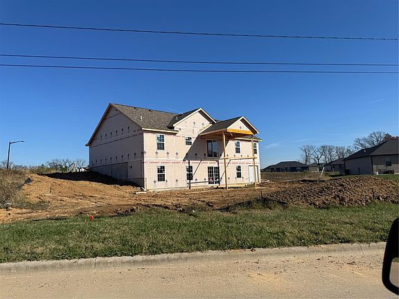 4th image of 4003 Bishop Ct