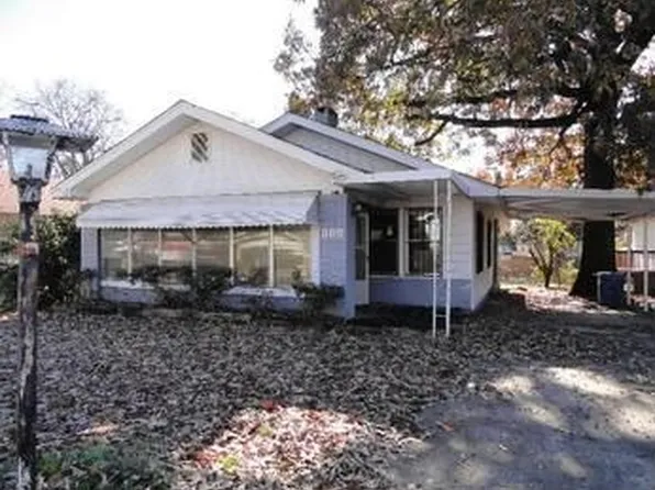 809 11th Ave, Midfield, AL 35228