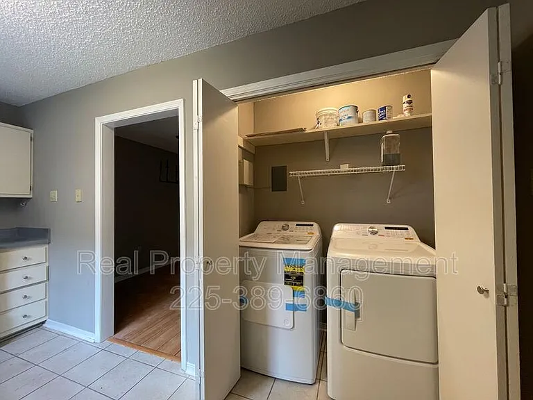 1704 Brightside Dr #C — Photo 6