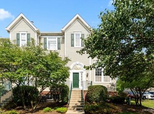 1126 Village Center Pkwy UNIT 1, Aurora, IL 60506