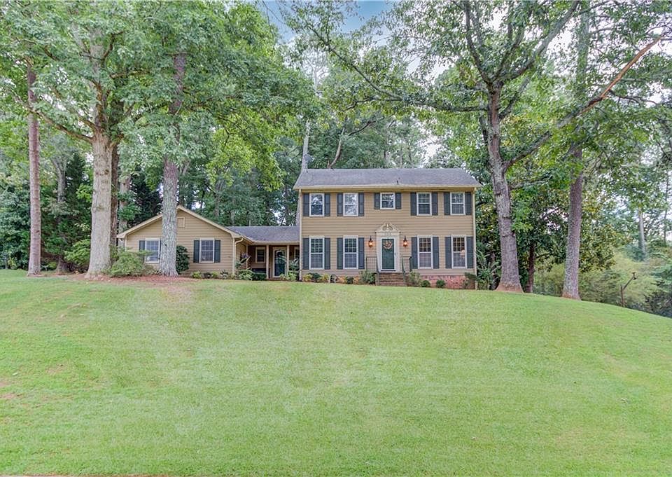 1st image of 2314 Pine Point Dr