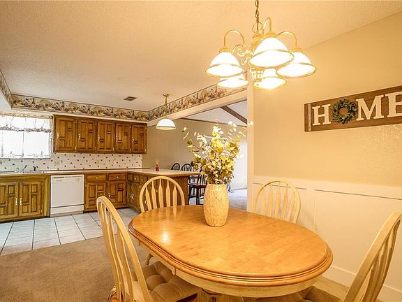 5th image of 4825 Oaklawn Dr