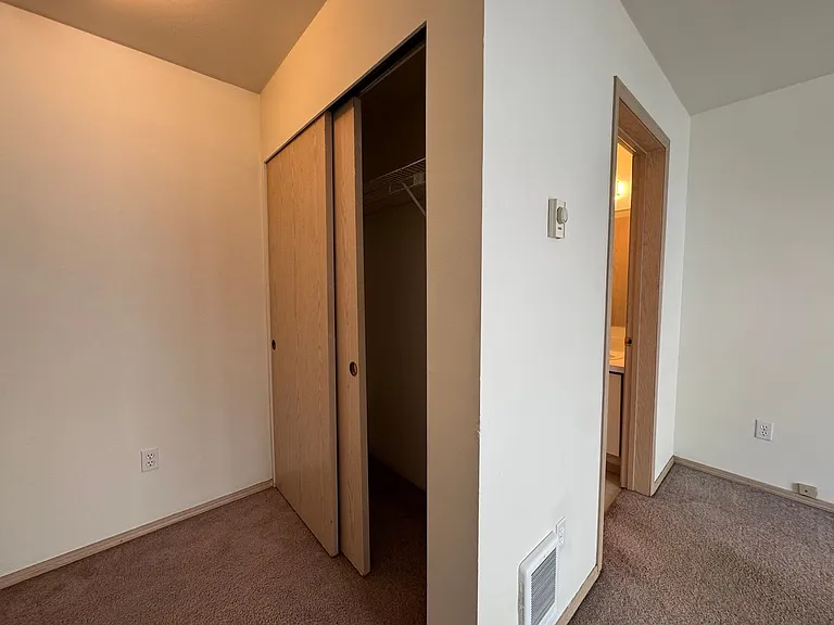 1501 H St #101 — Photo 31