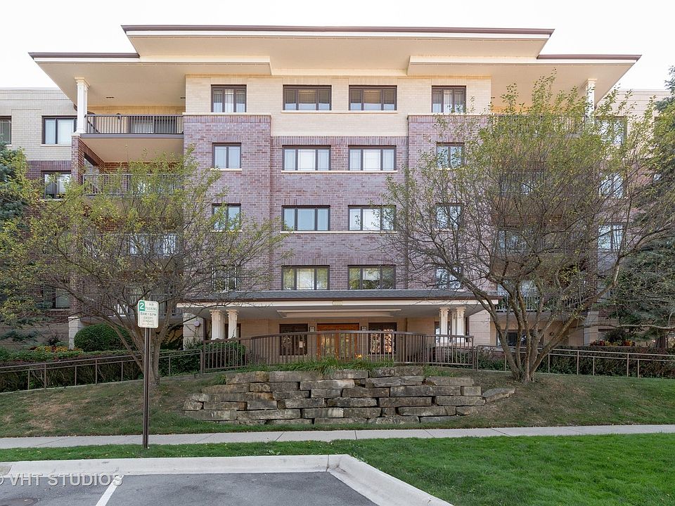 1st image of 1700 2nd St APT 208