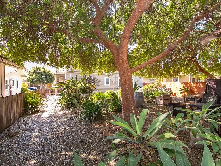 3042 Palm St — Photo 33