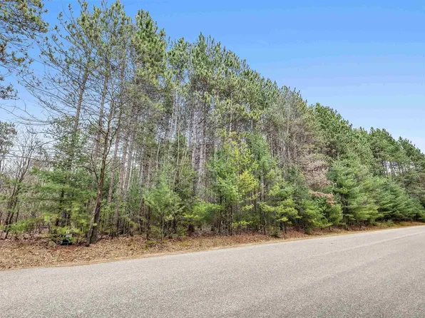 Circle Dr #136-7, Waupaca, WI 54981