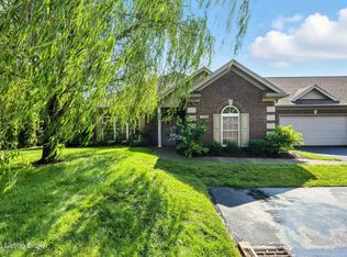 1039 Grazing Meadows Ln, Louisville, KY 40245