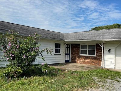 615 Forker Ln, Grantsburg, IL, 62943