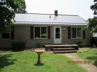 407 W Center St, Bourbon, IN