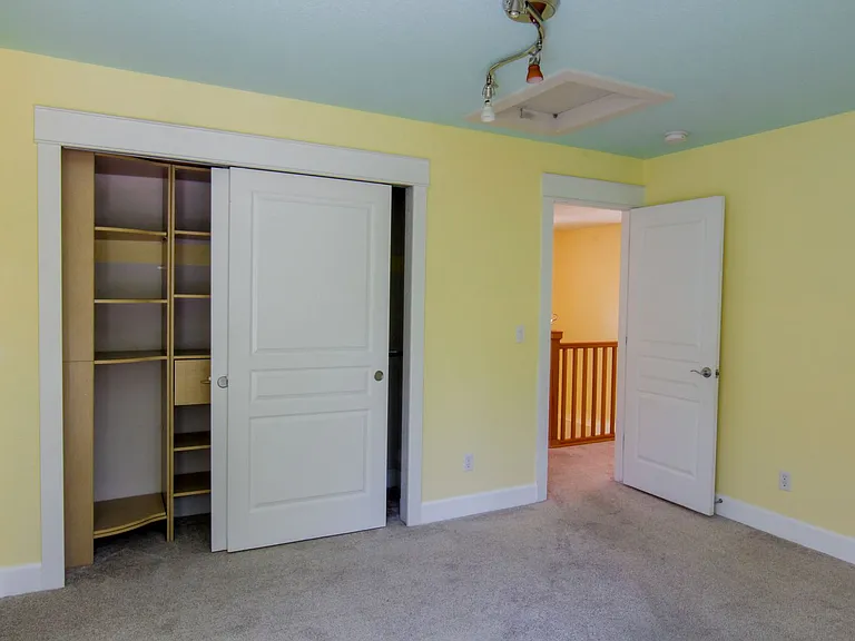 2684 Willow St — Photo 22