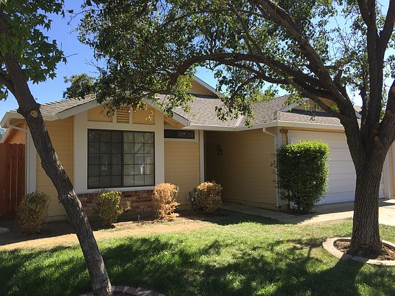 2nd image of 1448 Edwards Cir