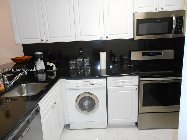 2501 S Ocean Dr #327 — Photo 13
