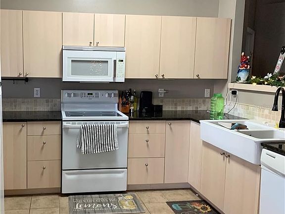2nd image of 1305 Gangplank Dr