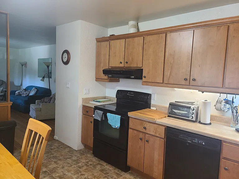660 Inca Pkwy #0 — Photo 3