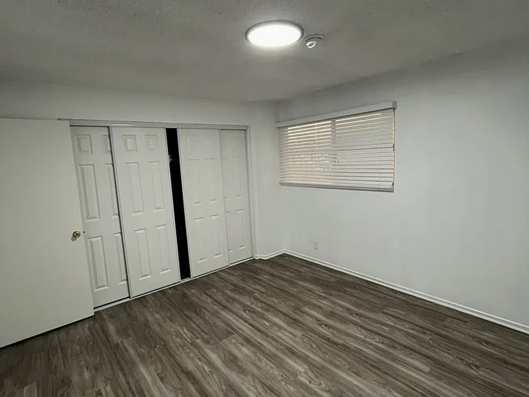 3620 S PACIFIC AVE — Photo 5