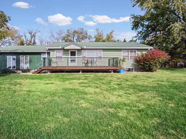 16502 Mourning Dove Rd, Harveyville, KS 66431