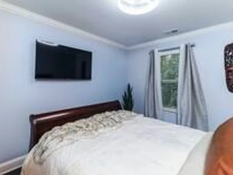 1547 Paxton Dr SW — Photo 23