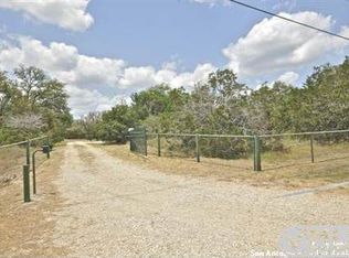 470 Crooked Oak Dr, Spring Branch, TX 78070