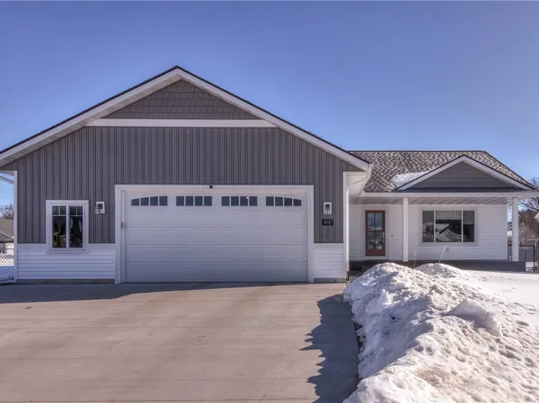 4947 Woodlands Drive, Eau Claire, WI 54703