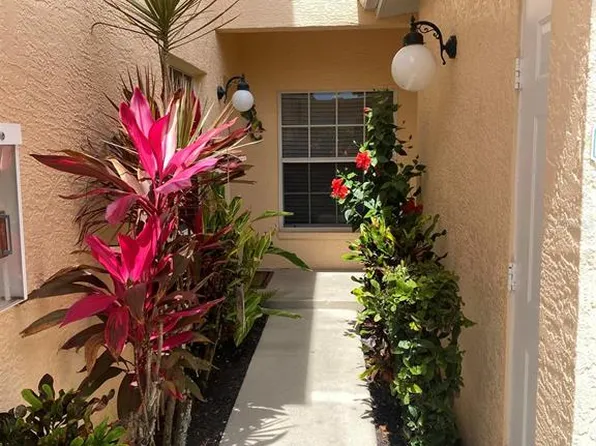 801 Gondola Park Dr #801, Venice, FL 34292