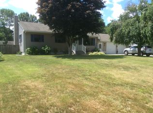 97 Georgia Rd, Oakdale, CT 06370