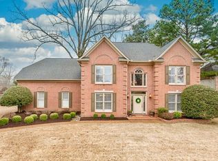 207 Northcross Pl W, Collierville, TN 38017
