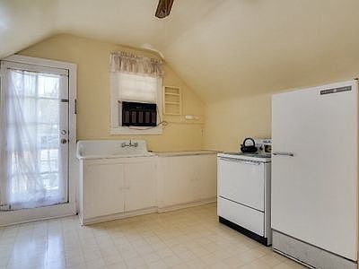 2nd image of 1112 Cobb St
