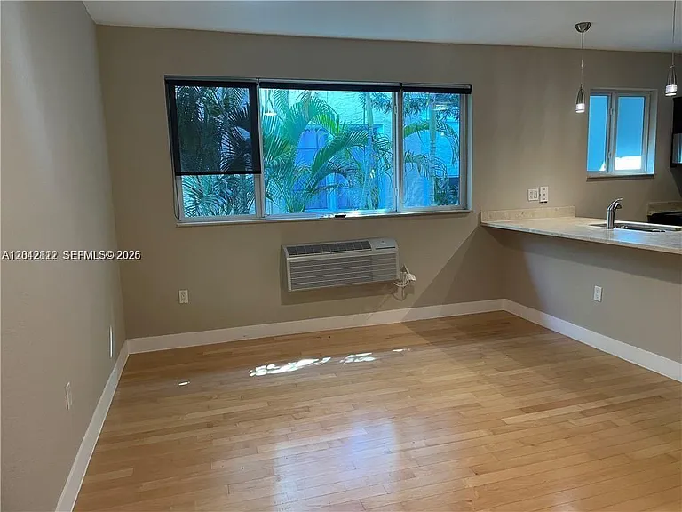 7171 Bay Dr #9 — Photo 6