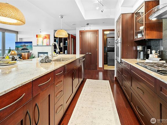 5th image of 650 Bellevue Way NE #3705