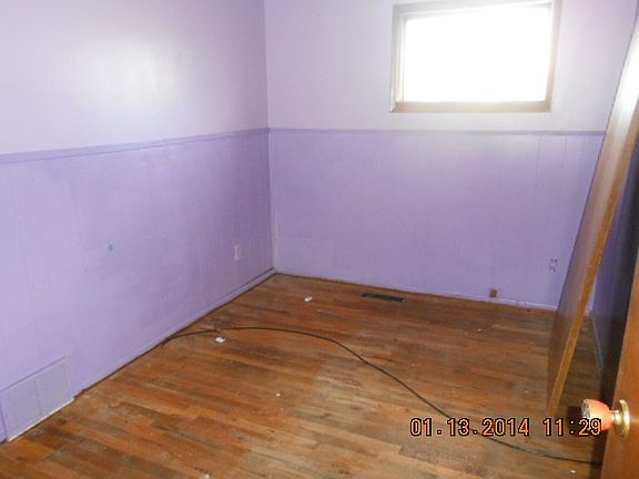 5th image of 2612 E Sanson Ave