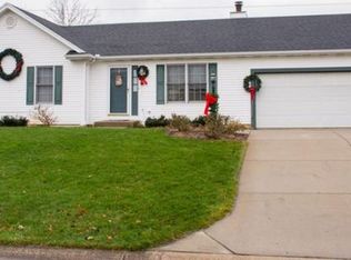 52263 Evard Dr, Granger, IN