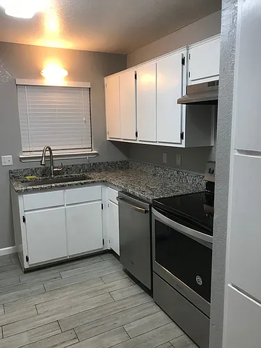 1610 Poage Ave #1612 Photo 1