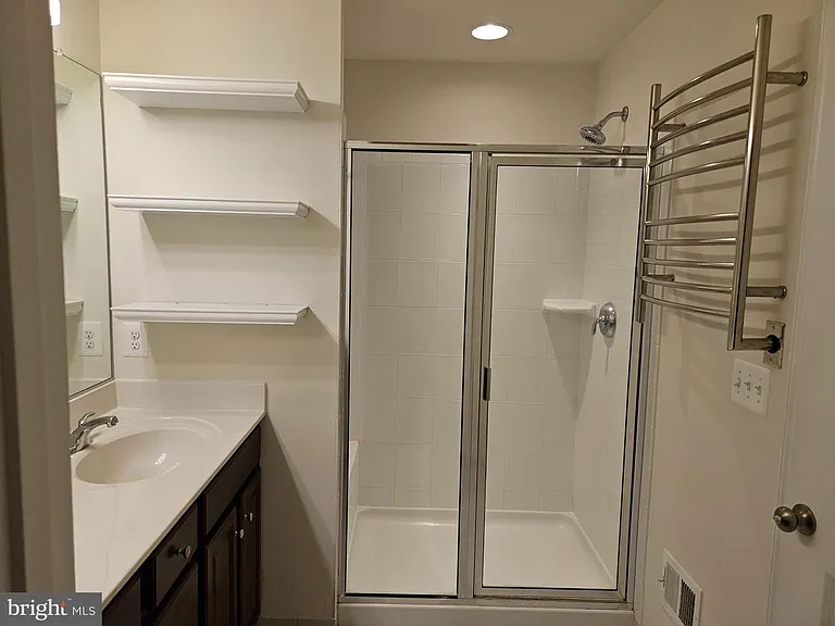 178 Solara Dr — Photo 15