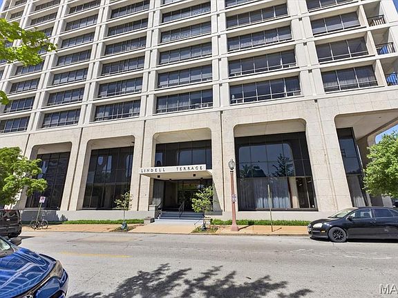2nd image of 4501 Lindell Blvd APT 10B