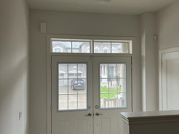 2nd image of 20 Collier Cres
