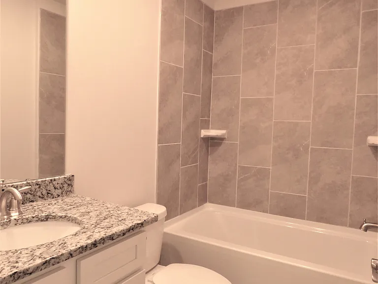 110 Tavern Trl — Photo 31