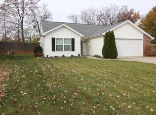 1713 Clifty Pkwy, Fort Wayne, IN 46808